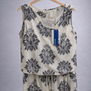 Conjunto musculosa y pantalon